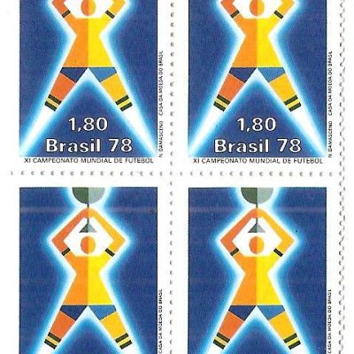 QC1032 - XI Campeonato Mundial de Futebol Argentina - Erguendo a taça - 1978 - MINT
